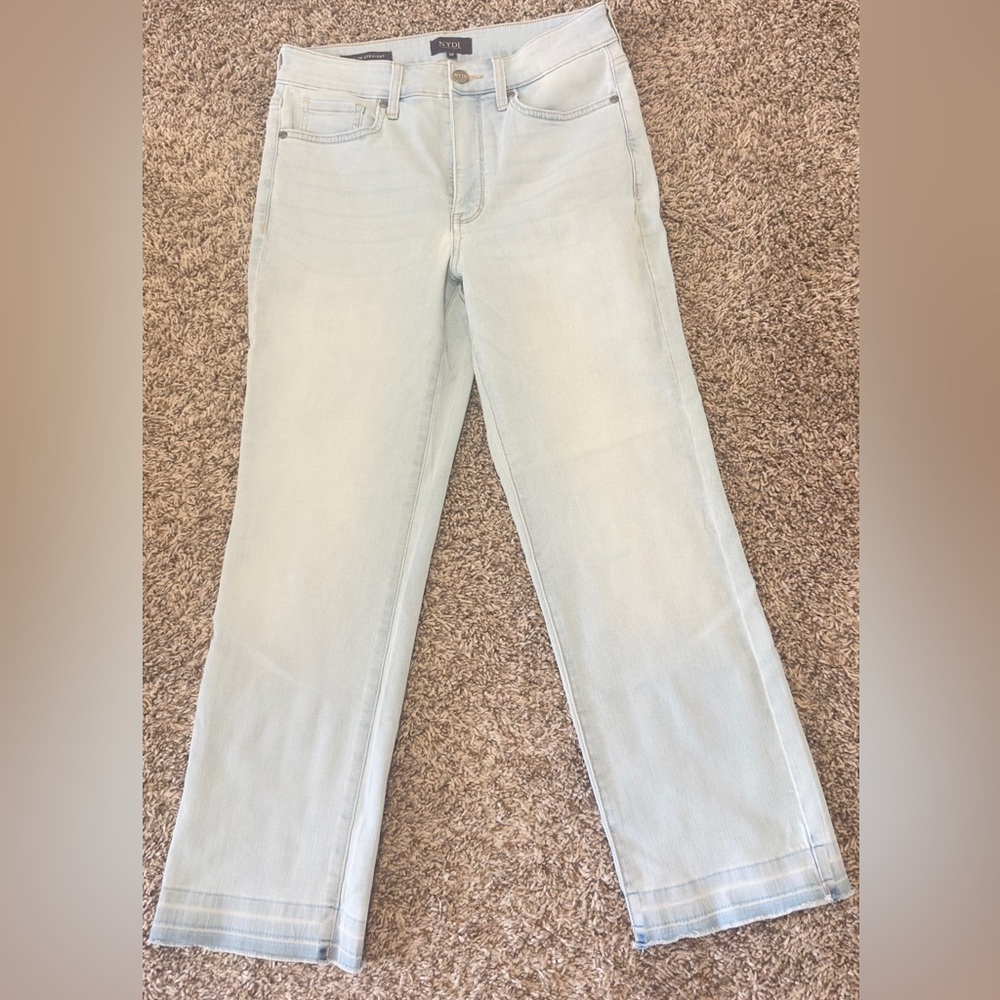 NYDJ Women's Straight Leg Jeans in Soft Blue